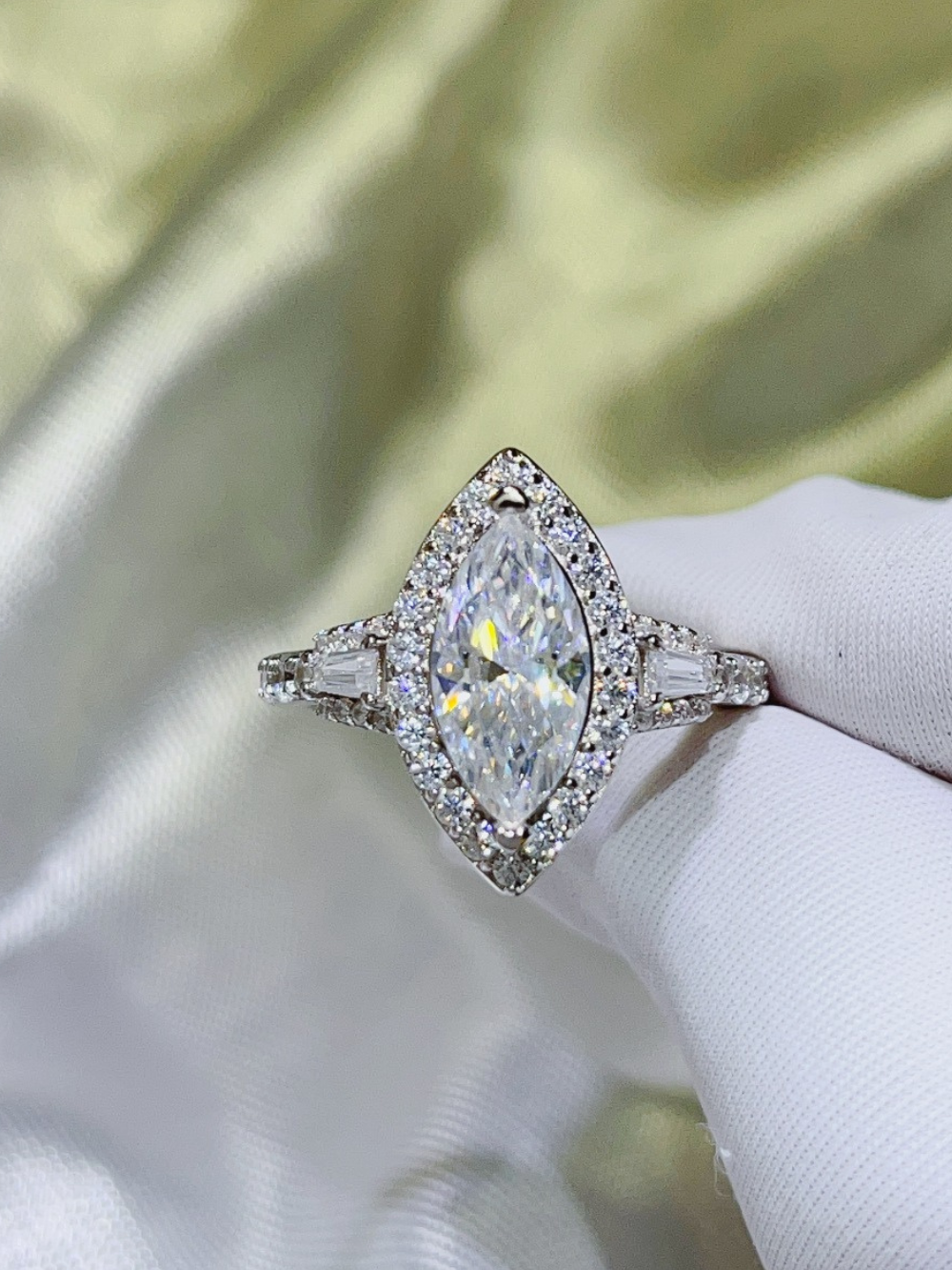 Solvivra Celestara Marquise Ring