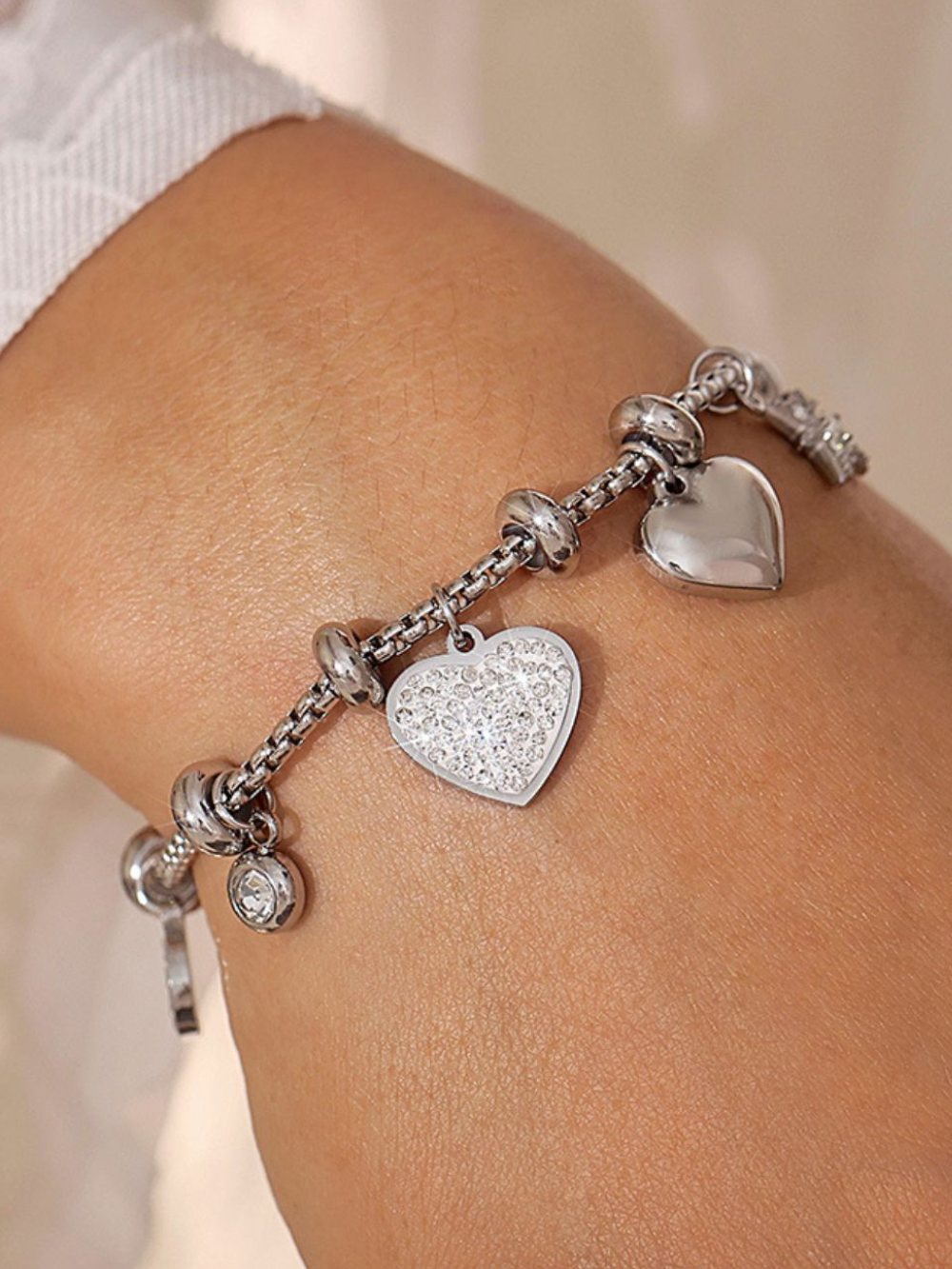 Solvivra Heart Charm Bracelet