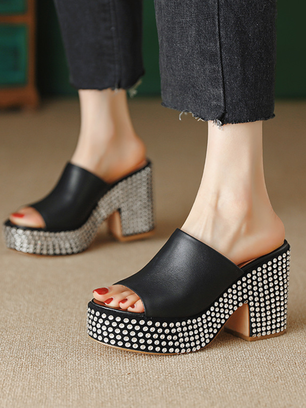 Solvivra Diamond Step Platform Heels