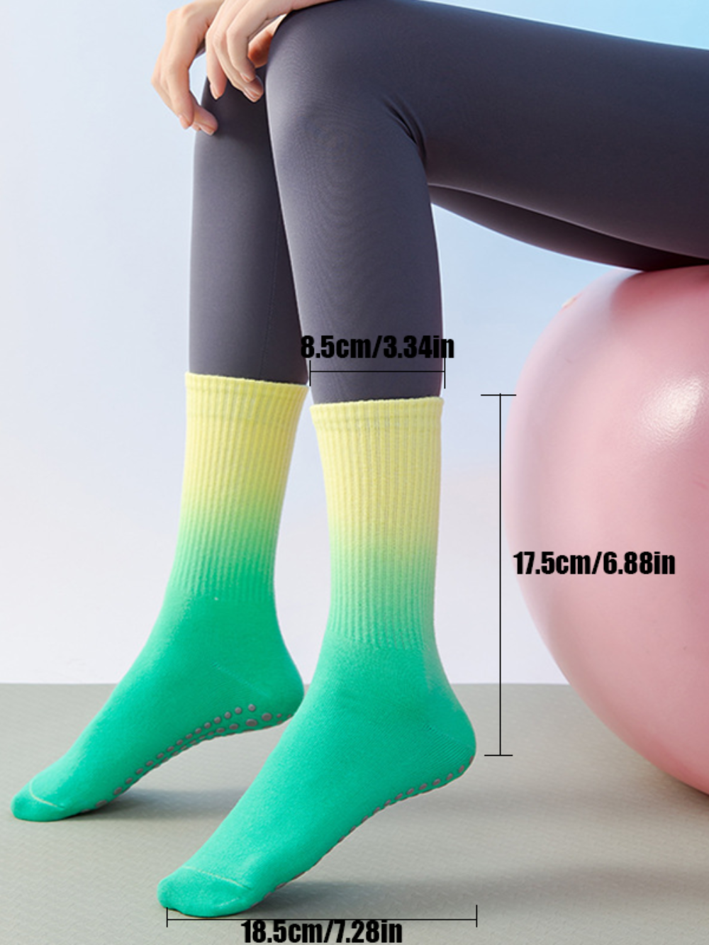 Solvivra Gradient Grip Socks