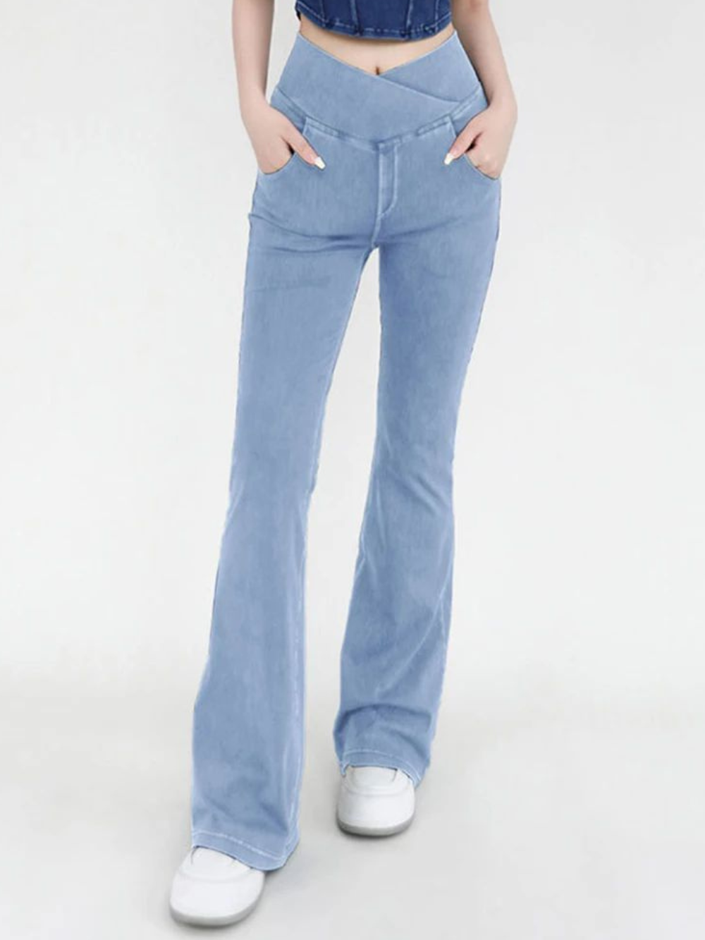 Solvivra Crossover Flared Jeans