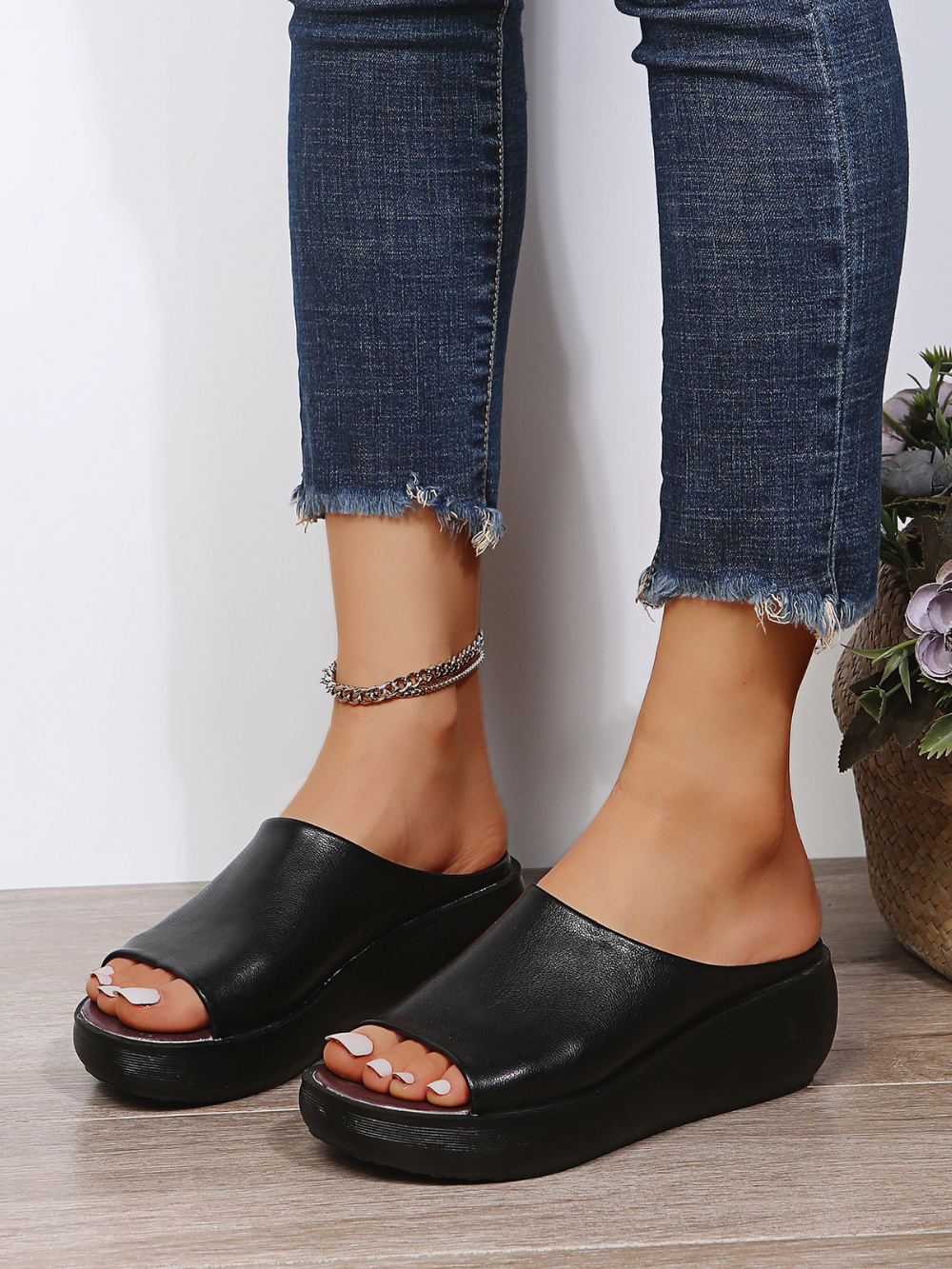 Solvivra Peep Toe Wedge Sandal