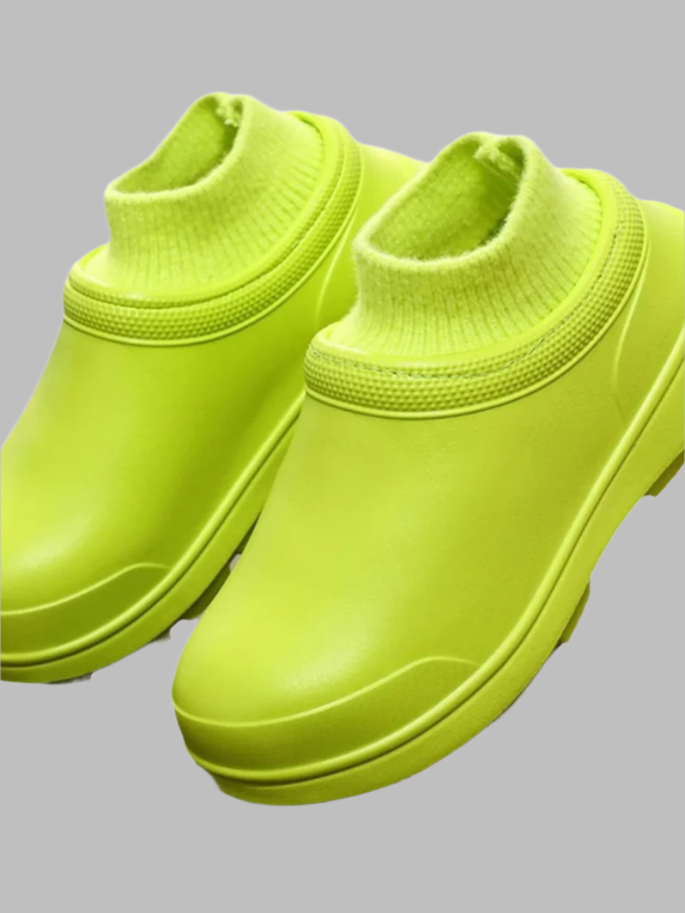 Solvivra SnuggleWalk Plush Clogs