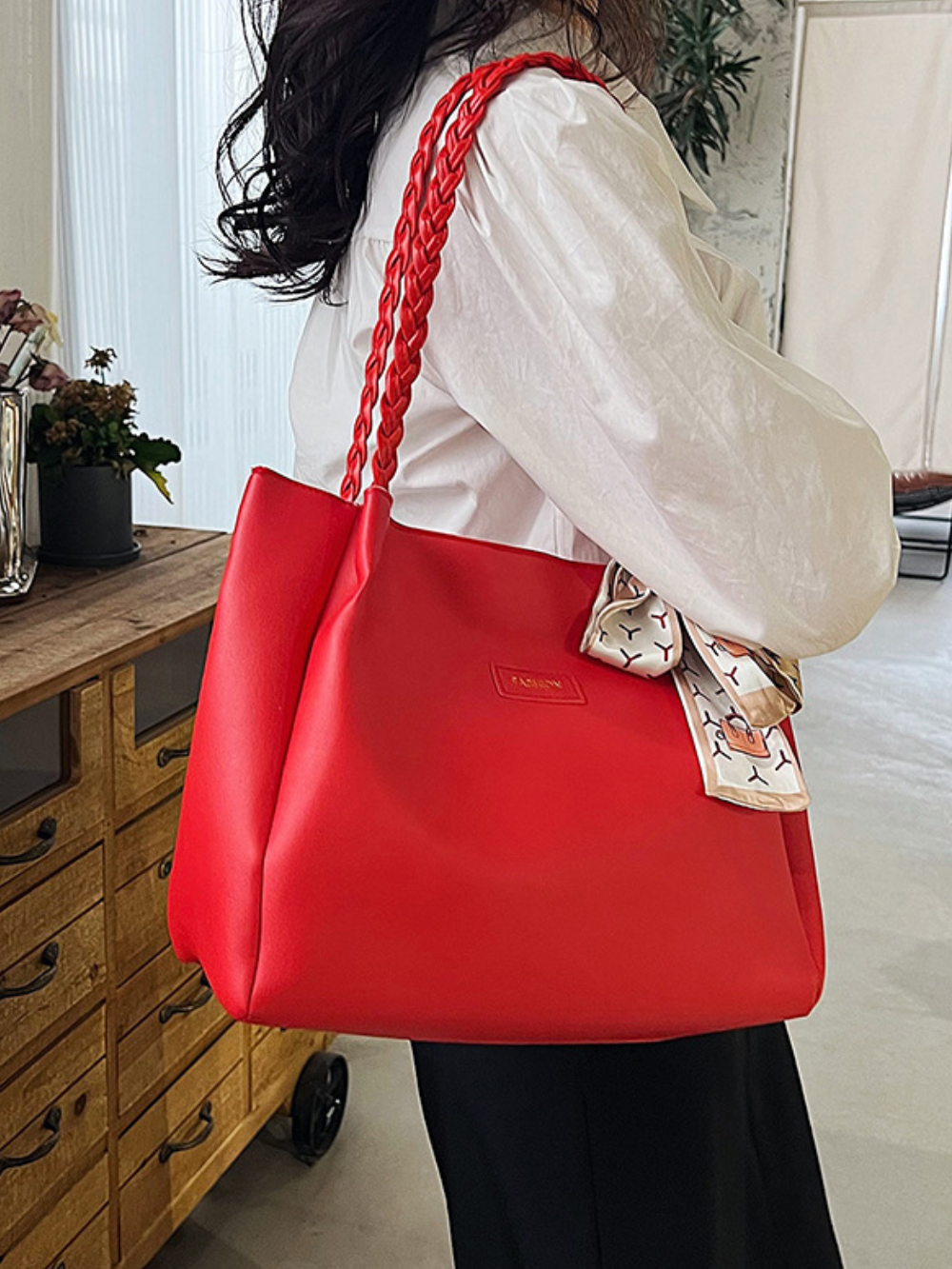 Solvivra Charm Tote Commuter Bag