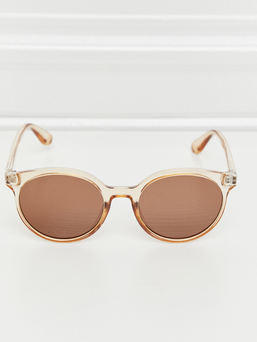 Solvivra Retro Gaze Round Frame Sunglasses