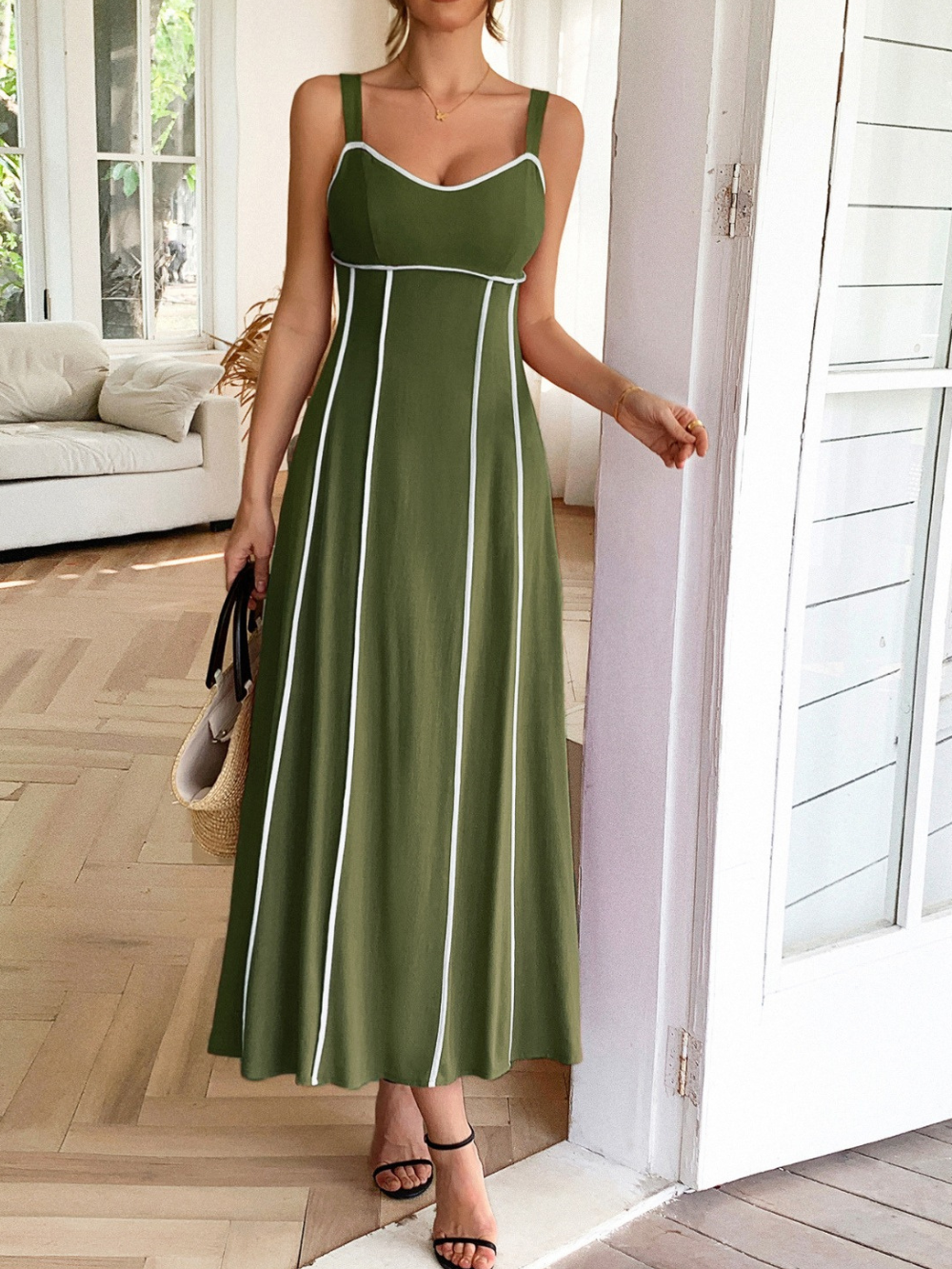 Solvivra Frame Flow Strap Dress