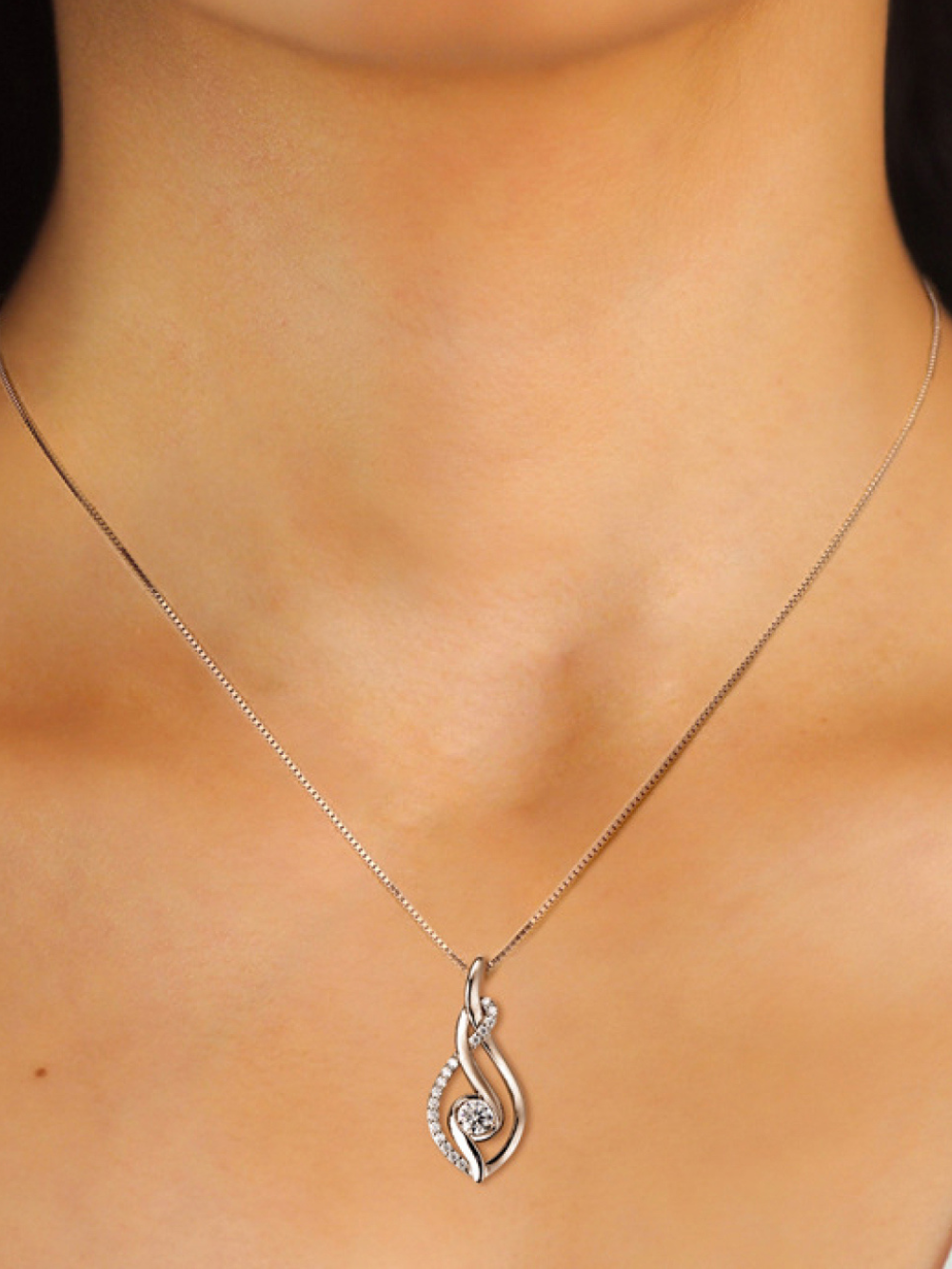 Solvivra Eternal Gleam Moissanite Necklace