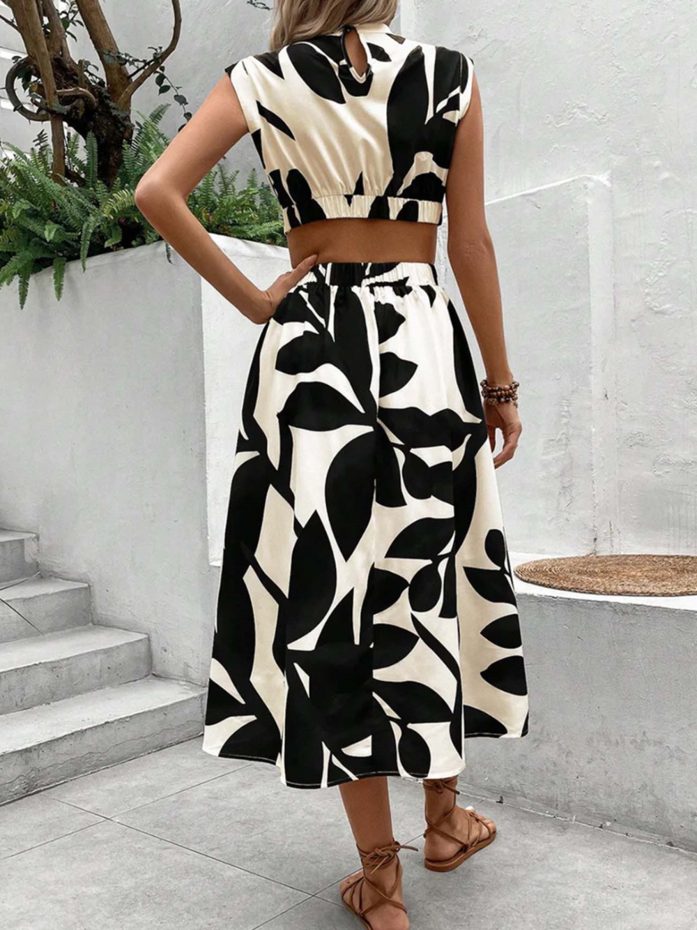 Solvivra Side Muse Cutout Midi Dress