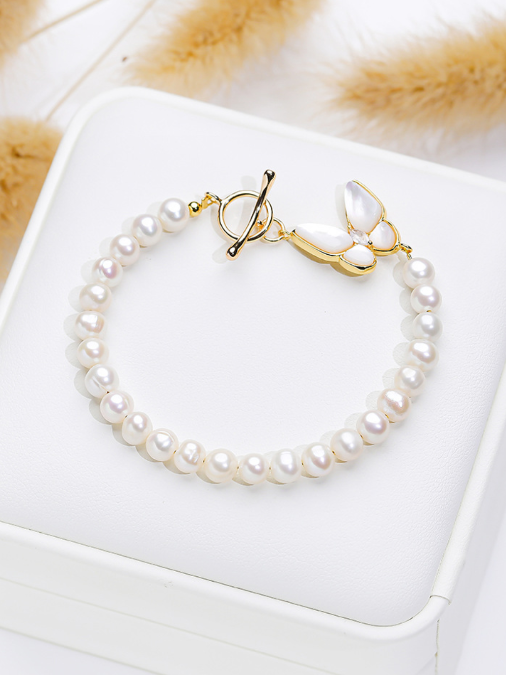 Solvivra Timeless Pearl Charm