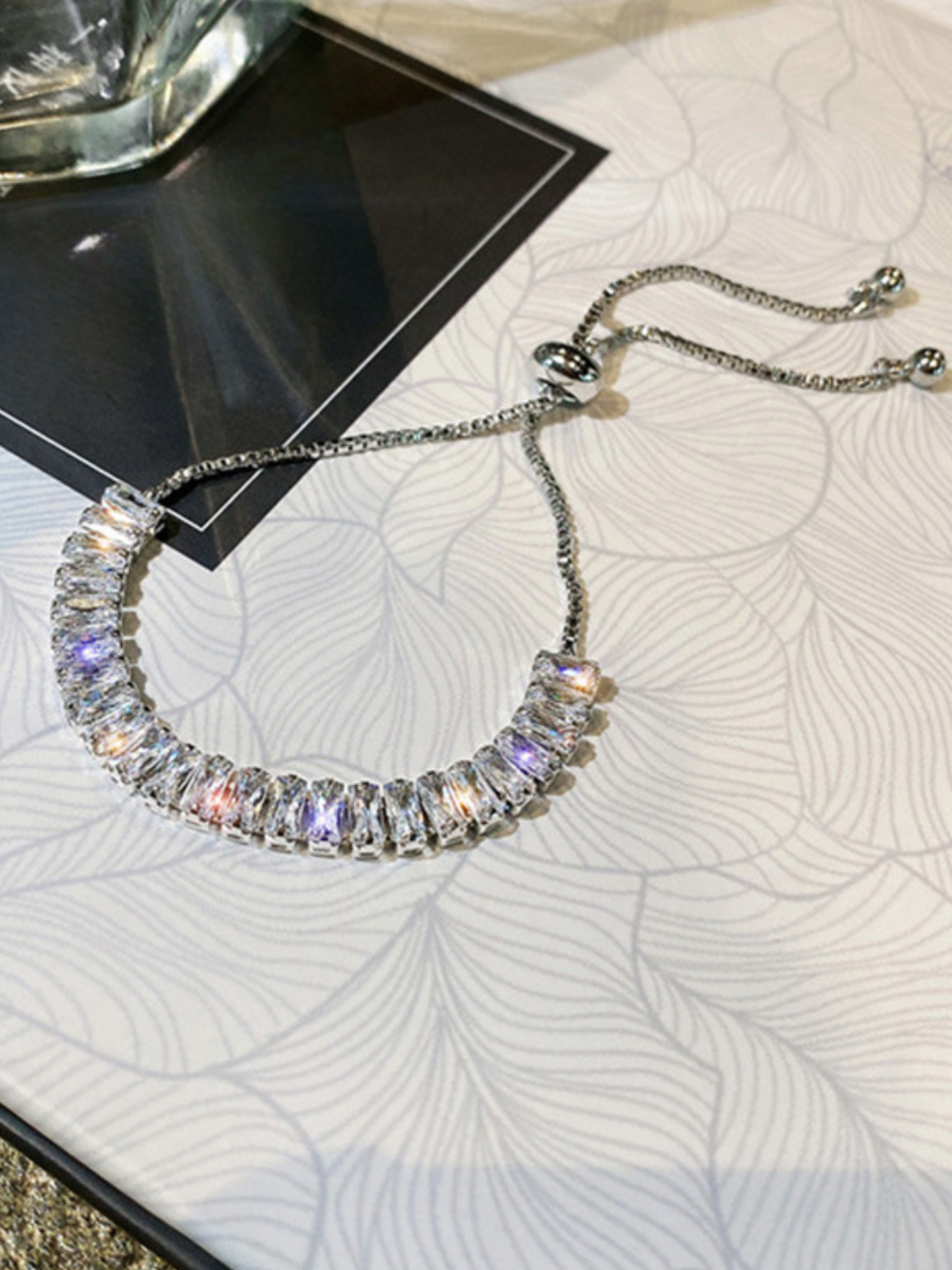 Solvivra Glimmer Link Adjustable Bracelet